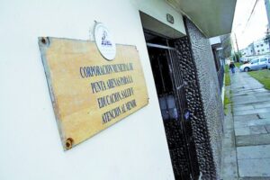 Martillero reconoció designación para remate de camionetas de Cormupa