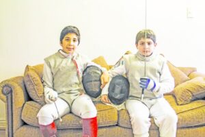 Dos deportista del Club Esgrima Austral viajan mañana al Sudamericano de Brasil