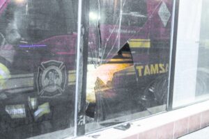 Cuantiosos daños provocaron antisociales en cuartel de Bomberos