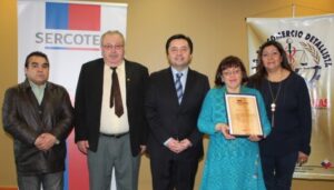 Sercotec ratifica compromiso con comerciantes en conmemoración de su día