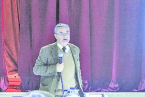 Directorio nacional del Colegio de Profesores desconocía embargo