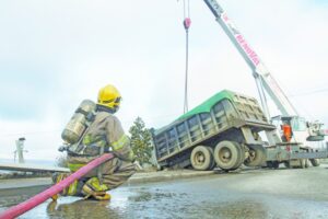 Despiste de camión  casi termina en tragedia