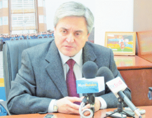 Alcalde de Puerto Natales solicita apoyo a parlamentarios