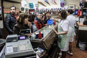 El emblemático Kiosco Roca tendrá locales en Santiago y Viña del Mar