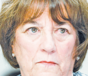 Ministra de Educación Adriana Delpiano pide disculpas