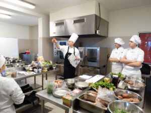 Chef suizo invitado por INACAP Punta Arenas  ofreció taller abierto a la comunidad