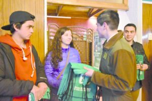 Aspirantes a Carabineros visitaron Punta Arenas