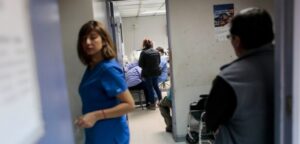 Estudio revela que 1 de cada 3 usuarios reprueba el sistema de salud
