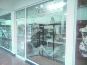 Millonario robo de joyas durante madrugada en Galería Palace