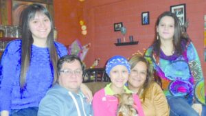 Presencia de Daniela Soto Alvarado sacude de alegría a toda su familia