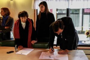 Hogar Cavirata recibe aporte por más de 24 millones de pesos