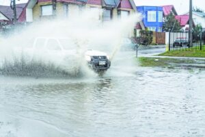 Acumulación de agua afectó a la UMAG tras lluvias