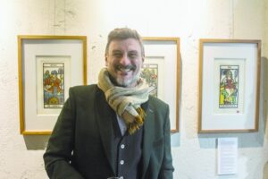 Daslav Maslov y su exposición “Tarot Guachaca”: “Quiero sociabilizar el arte con la gente”