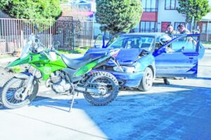 Chofer protagonizó persecución y casi atropello a carabinero