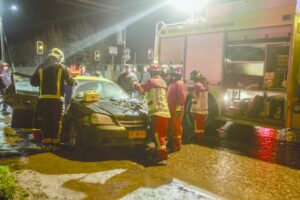 Conductores ebrios provocan accidentes en Avenida Frei