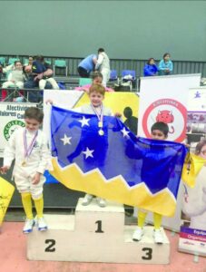 Gaspar Latham Umaña: con sólo  siete años representará a Chile en el  Panamericano de Esgrima en Puerto Rico