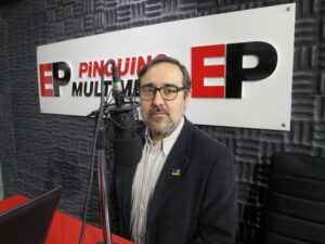 Presidente del Colegio Médico denunció a Alejandro Navarro ante la Comisión de Ética del Senado