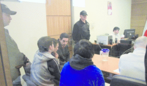 Carabineros prepara querella contra 4 detenidos por agresión a funcionarios