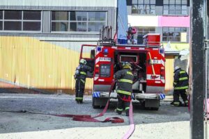 Investigan intencionalidad en incendio  que afectó al Liceo Sara Braun