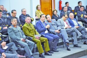 Flies defendió que Magallanes sea puerta de entrada a la Antártica en seminario de políticas y estrategias