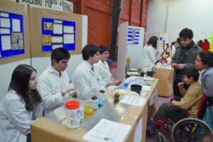 Estudiantes magallánicos presentaron veintidós investigaciones científicas en diversas áreas