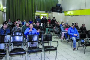 Sindicatos de estibadores demandan mejoras laborales y no descartan paralización