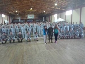 INJUV llevó la Tarjeta Joven y la zumba a jóvenes conscriptos del Regimiento Reforzado Pudeto n°10 de Punta Arenas