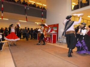 Con variedad de cuecas y llamado al consumo responsable de alcohol alumnos de INACAP celebraron Fiestas Patrias