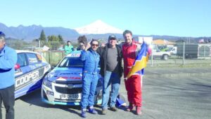 El porvenireño Diego Aguilar, acompañado  de Juan Pablo Oyarzo, triunfaron en Pucón