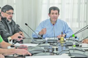 Derrota de Boccazzi provoca masiva salida de “cargos” de confianza desde el municipio