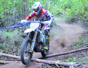Magallánicos brillaron en la quinta fecha del motocross nacional realizada en Pichilemu