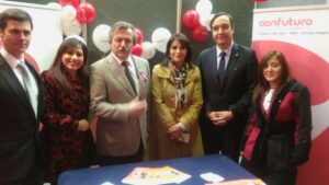 “Construye Patagonia 2016” inaugurada ayer supera las mil visitas en bodega 4 de zona franca