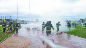 Seis nuevos  voluntarios  para Bomberos