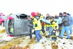 Volcamiento con lesionados producto de la nieve