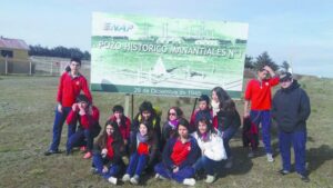 Estudiantes conocieron los procesos productivos de ENAP