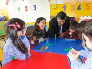 Escuela Croacia incorporó tablets en las clases de prekínder, kínder y primero básico
