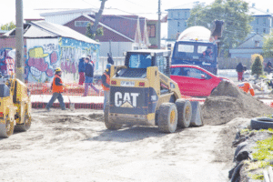 Avanzan obras de pavimentación de céntricos pasajes de Punta Arenas