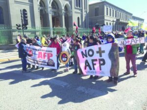 Magallánicos asistieron masivamente a la tercera marcha nacional contra las AFP