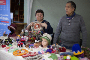 GALERÍA | Adultos mayores mostraron trabajos en feria en Cordenap