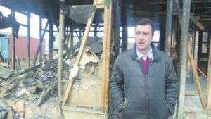 Duro momento vive pareja que  resultó damnificada por incendio