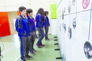 Escuela Manuel Bulnes recibió sello antártico