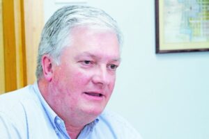 “Parlamentarios no pueden volverse tan populistas”