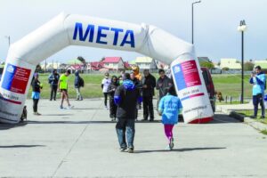 Ayer se realizó la primera corrida atlética recreativa del Día de la Antártica Chilena