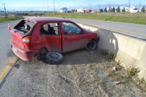 Conductor protagonizó accidente en estado de ebriedad y andaba sin licencia de conducir