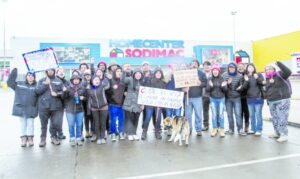 Más de una semana en huelga llevan trabajadores de Sodimac