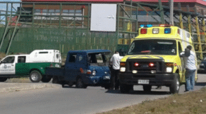 Dos personas resultaron lesionadas en colisión ocurrida en la Población Archipiélago de Chiloé