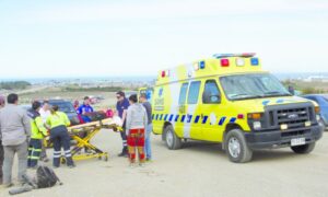 Motorista resultó herido al derrapar su vehículo