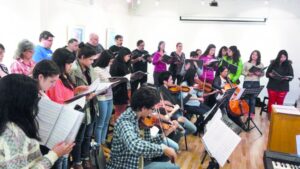 Hoy es el gran estreno  musical de la “Misa de los  Niños” de John Rutter