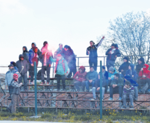 Un detenido por encender bengala en la primera final del fútbol regional