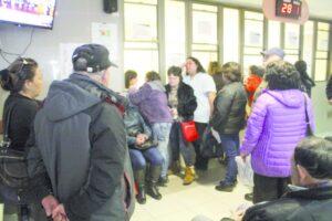 Sólo el lunes la farmacia del hospital atenderá  con normalidad